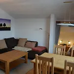 Farchanter Alm Mit Schlafzimmer, Wohnzimmer Und Schlafnische * Farchant