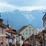 Farchanter Alm Mit Schlafzimmer, Wohnzimmer Und Schlafnische * Farchant
