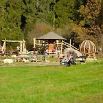 Apartment Farchanter Alm Mit Schlafzimmer, Wohnzimmer Und Schlafnische Farchant