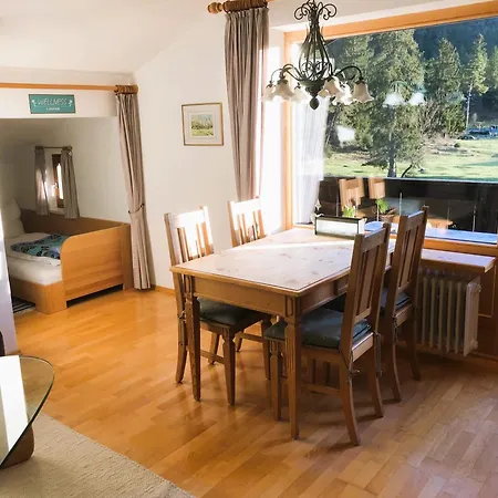 Apartment Farchanter Alm Mit Schlafzimmer, Wohnzimmer Und Schlafnische Farchant